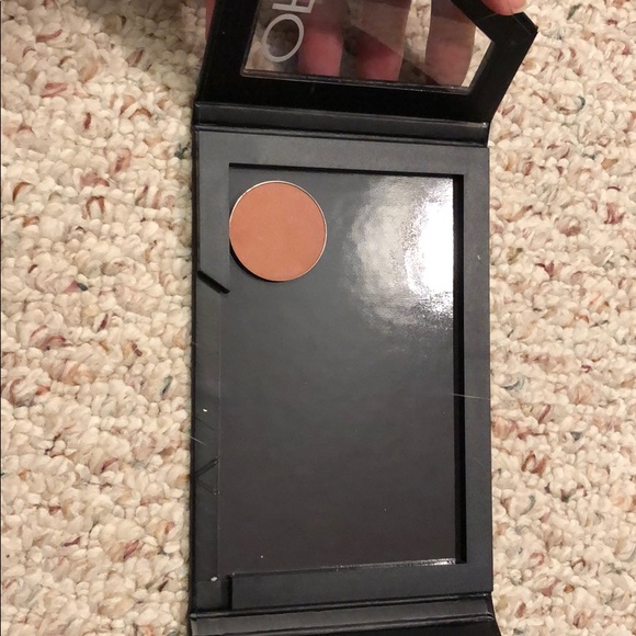 Ofra Cosmetics Pop-Up Magnetic Palette - Picture 2 of 4